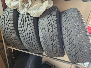 Felgi stalowe VOLVO 6jx15x43 + opony zimowe NOKIAN 195/65/R15