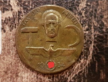 Odznaka TAG DER ARBEIT 1934TAG DER ARBEIT 1934