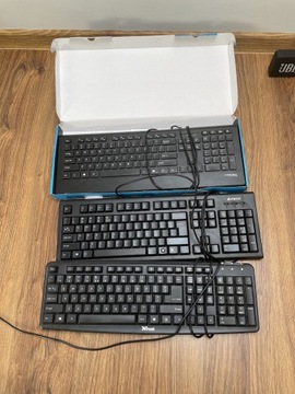 4x Klawiatura PC USB plus mysz 