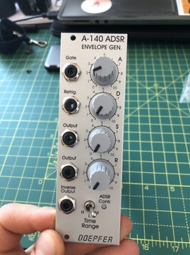 Moduł Doepfer A-140 ADSR Envelope Gen.