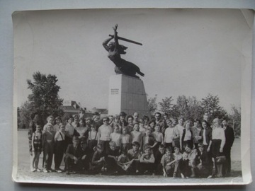 Pomnik Warszawska Nike - pamiątk. foto - wycieczka