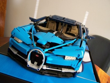 Lego Technic Bugatti Chiron 42083