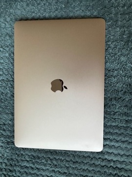 MacBook Air 2019, Rose Gold, 100 cykli ładowania 