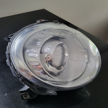 LAMPA REFLEKTOR PRAWY FIAT 500E USA ELECTRIC