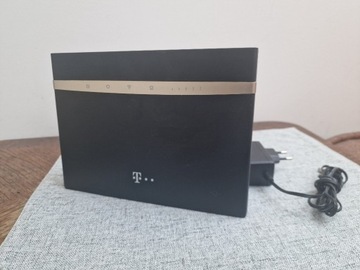 Huawei B525 router WiFi AC 4G LTE do 300Mb/s