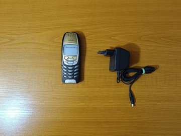 Telefon komórkowy Nokia 6310i + ładowarka 