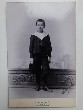 Stare zdjęcie kartonikowe chłopiec 1901 r.