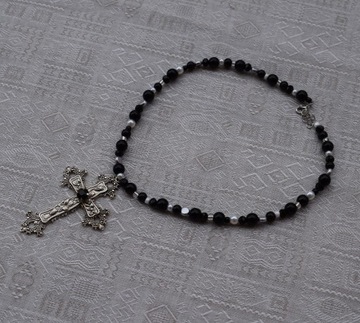 Naszyjnik Gotycki duży krzyż czarny Choker