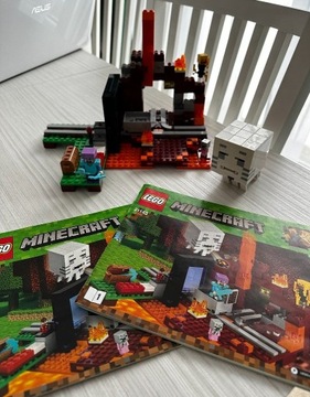 LEGO 21143 Minecraft - Portal do Netheru