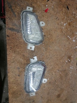 VOLVO V40 12- CROSS COUNTRY HALOGEN 