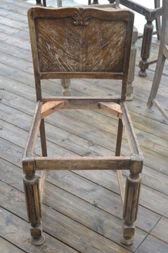 Sześć przedwojennych krzeseł do renowacji