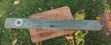 Stara, drewniana poziomica z PRL 