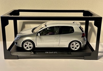 Volkswagen VW Golf V GTI 1:18 Norev; NOWY