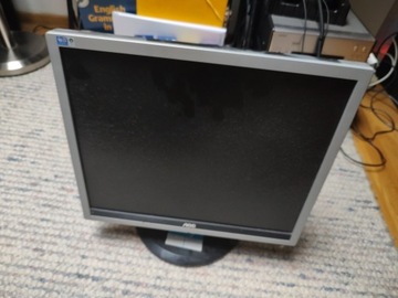 Monitor AOC 919pz