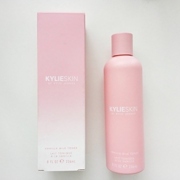 KYLIE JENNER KYLIE SKIN VANILLA MILK TONER TONIK