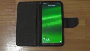 Huawei P20 Lite 4/64GB + etui, stan bdb.