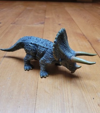 Figurka Procon Triceratops 2006