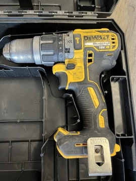 Dewalt Wiertarko wkrętarka udarowa 70Nm 18V DCD796 #2