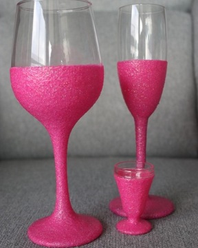 Kieliszki zdobione do wina brokat różowe