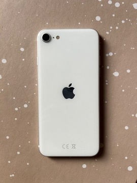 iPhone biały SE 2020 w bardzo dobrym stanie