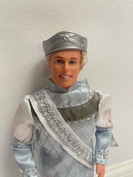 Ken  książę z Jeziora Łabędziego 2001 firmy Mattel