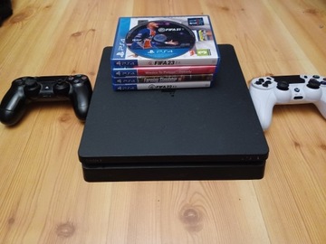 ps4 slim 861 gb plus 5 gier i 3 pady