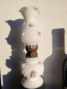 Kolekcjonerska porcelanowa mini lampka naftowa n4