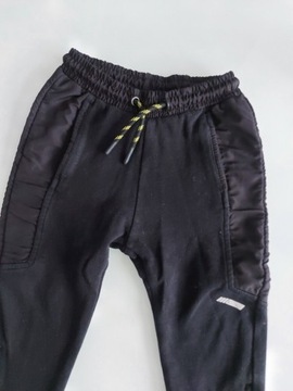 Spodnie dresowe ZARA r 98 (1-2 lata ) Czarne