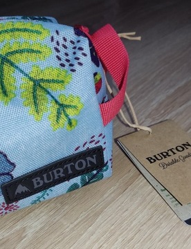 Burton kosmetyczka Nowa kwiatki,piórnik niebieska