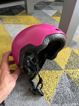 kask BTWIN różowy rower hulajnoga rolki OXELO