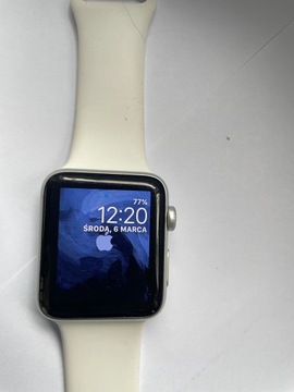 Apple Watch Series 3 *42MM * GPS* Aluminium