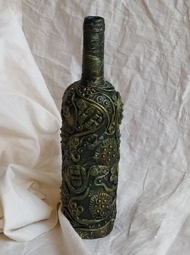 Dekoracyjna złoto-zielona butelka, rękodzieło