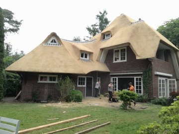 Dachy z trzciny, ekologiczne dachy, strzecha