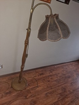 Lampa wiklinowa stojaca