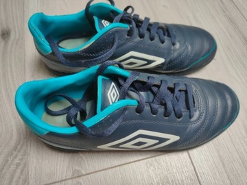 Buty sportowe Umbro, halówki r. 38,5