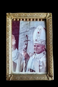 Obrazek, zdjęcie w złotej ramie Jan Paweł II 