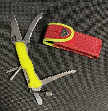 Kultowy scyzoryk ratowniczy VICTORINOX RESCUE TOOL