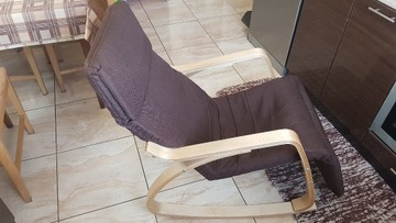 Fotel bujany z brązowym zdejmowanym pokrowcem