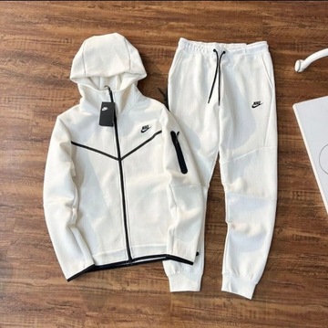 Dresy Nike Tech Fleece