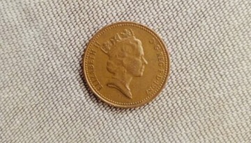 Moneta kolekcjonerska one Penny Elizabeth II 1987