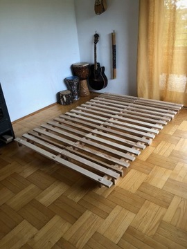 Drewniana rama do łóżka, stelaż pod futon