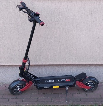 MOTUS PRO10 SPORT 2021 hulajnoga elektryczna