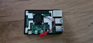 Raspberry pi 4 B 2gb + Wyświetlacz