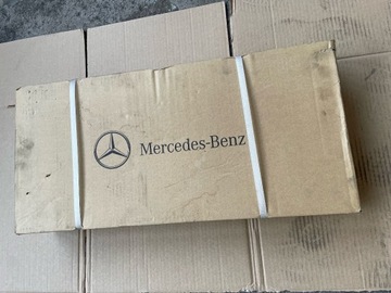 Mercedes-Benz Pokrywa zaworów A-6510108918 nowa 