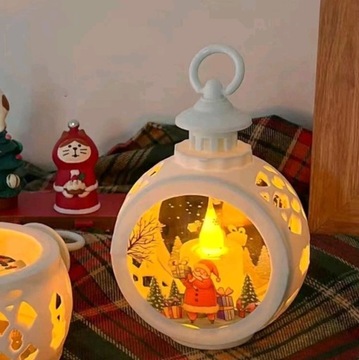 Śwąteczna dekoracja, lampka świętego Mikołaja.