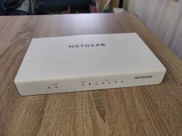 Netgear BR200 router przewodowy