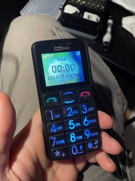 Telefon dla seniora MaxCom MM432BB