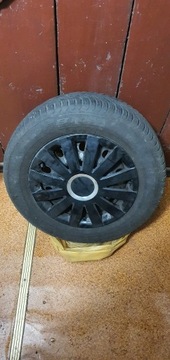 koło z felgą opona zimowa felga 195/65 R15 x2 szt.