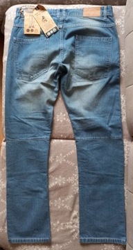 Nowe jeansy / dżinsy House rozmiar 32/32