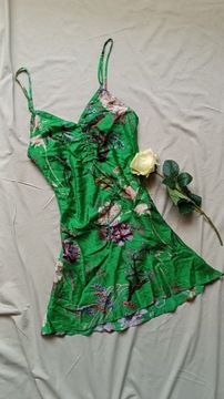 Zielona Sukienka Zara Na lato 36 Letnia Z Wiskozy Mini Kwiaty Satynowa